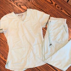 Grey’s Anatomy scrubs